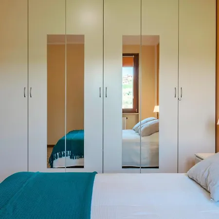 Apartmán I Broli - Lovely Nest With Pool Polpenazze del Garda